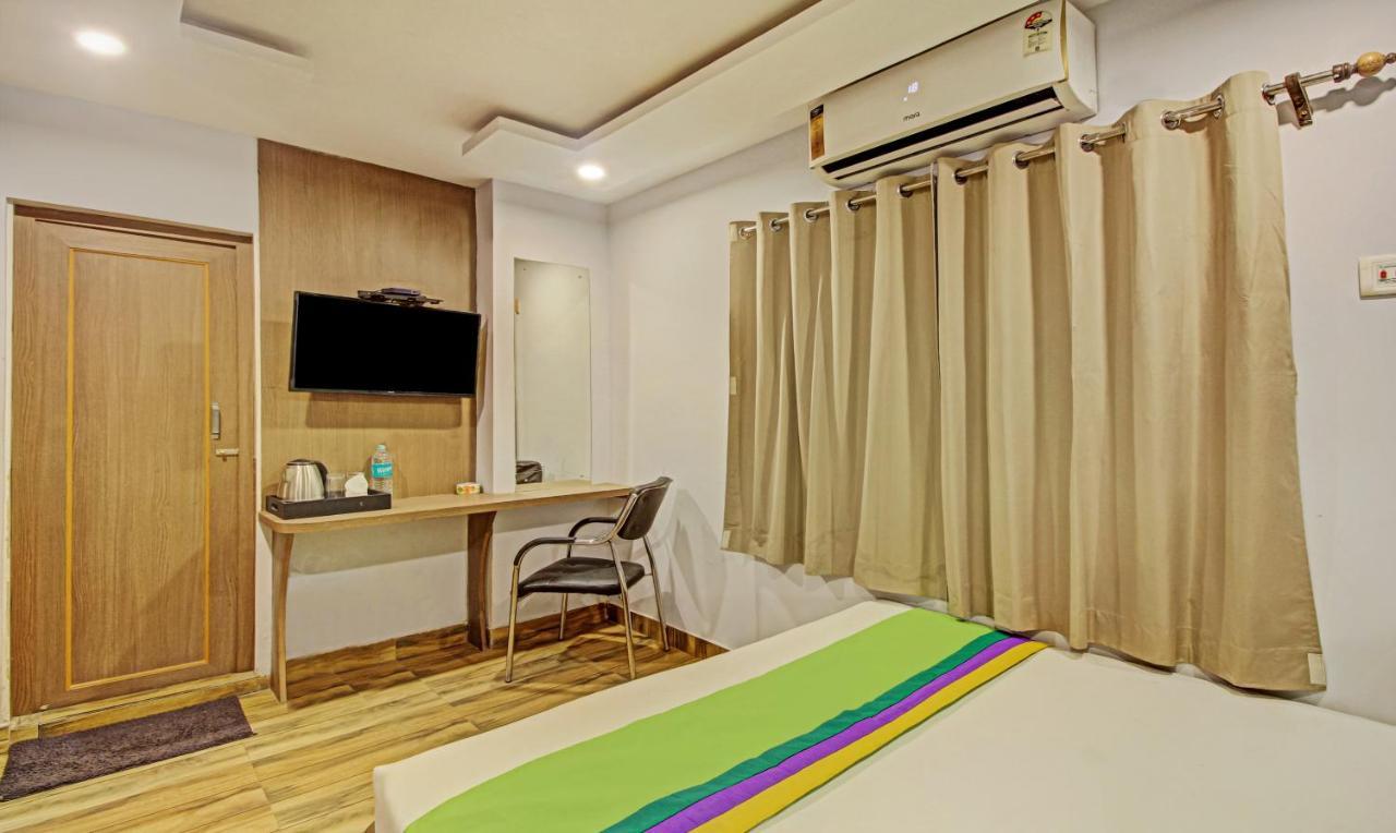 Hotel Royal Crowne Near Kolkata Airport Zewnętrze zdjęcie